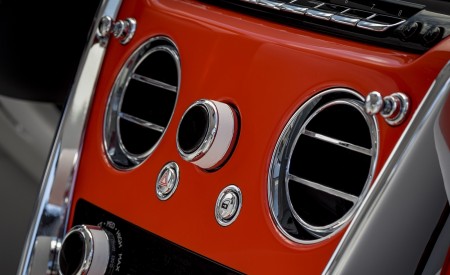 2019 Rolls-Royce Cullinan (Color: Fux Orange) Interior Detail Wallpapers 450x275 (48)