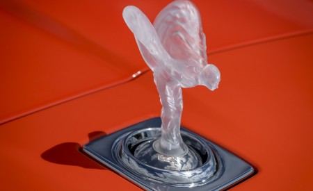 2019 Rolls-Royce Cullinan (Color: Fux Orange) Spirit of Ecstasy Wallpapers 450x275 (41)
