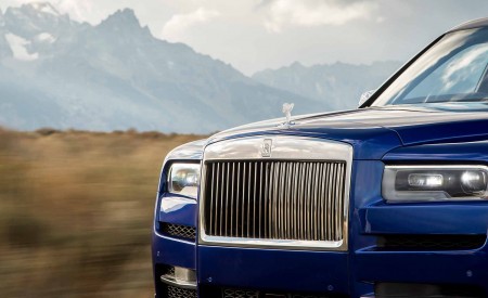 2019 Rolls-Royce Cullinan (Color: Salamanca Blue) Grill Wallpapers 450x275 (19)