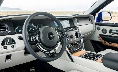 2019 Rolls-Royce Cullinan (Color: Salamanca Blue) Interior Wallpapers 450x275 (27)
