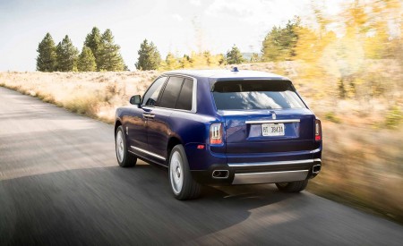 2019 Rolls-Royce Cullinan (Color: Salamanca Blue) Rear Wallpapers 450x275 (6)