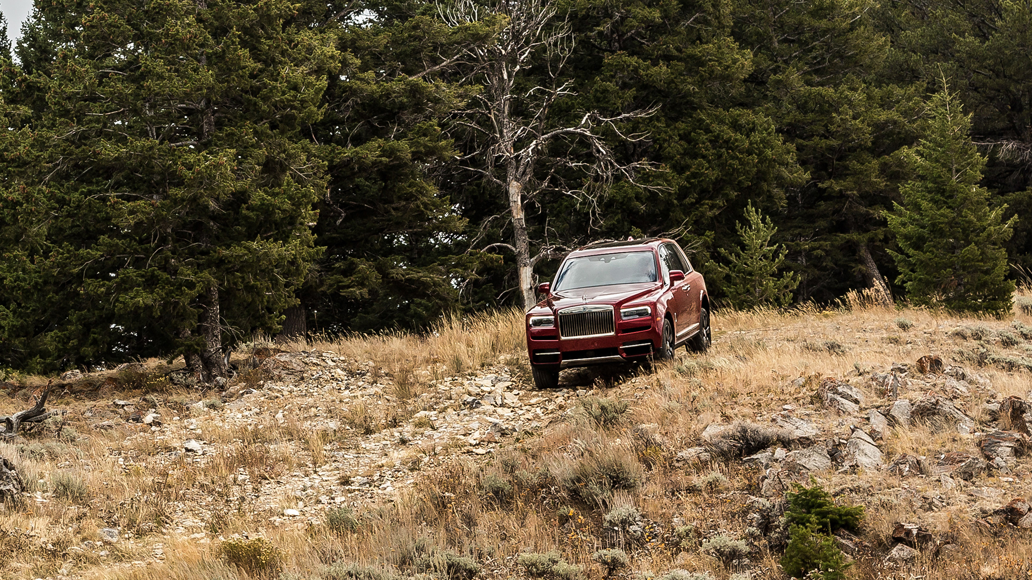 2019 Rolls-Royce Cullinan (Color: Scala Red) Front Wallpapers #82 of 122
