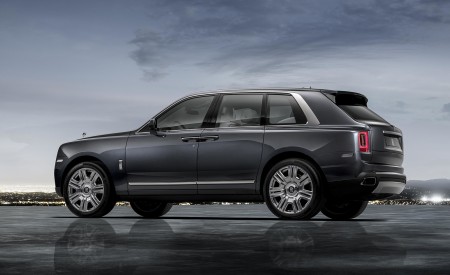 2019 Rolls-Royce Cullinan Side Wallpapers 450x275 (105)