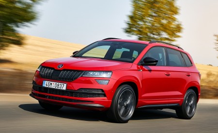 2019 Skoda Karoq Sportline Front Three-Quarter Wallpapers 450x275 (3)
