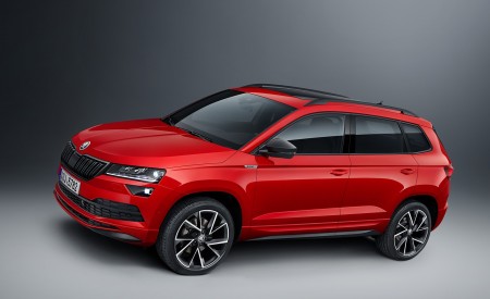 2019 Skoda Karoq Sportline Side Wallpapers 450x275 (21)