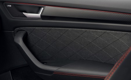 2019 Skoda Kodiaq RS Interior Detail Wallpapers 450x275 (28)