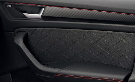 2019 Skoda Kodiaq RS Interior Detail Wallpapers 450x275 (27)