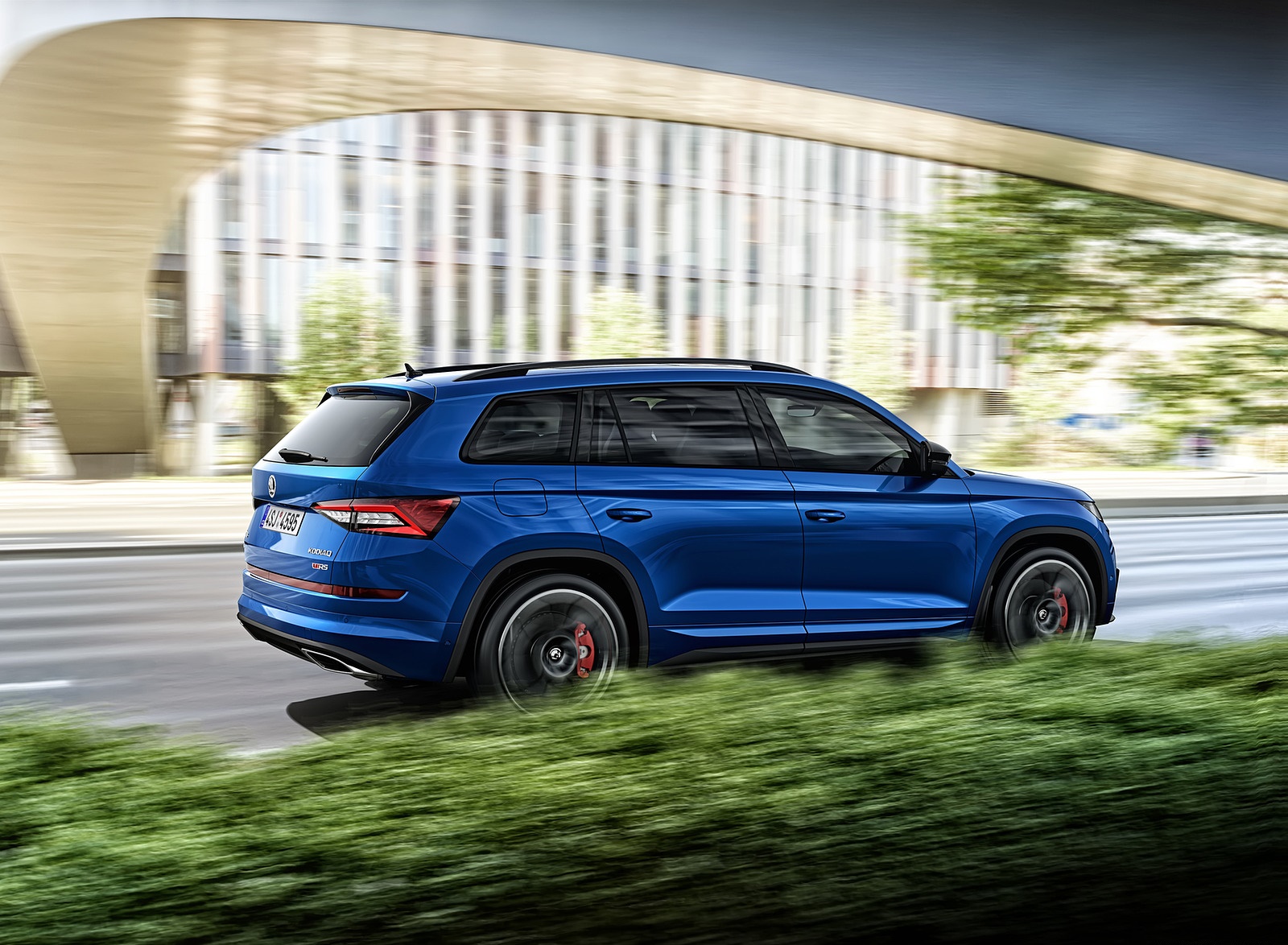 2019 Skoda Kodiaq RS Rear Three-Quarter Wallpapers (2)