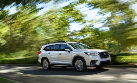 2019 Subaru Ascent Front Three-Quarter Wallpapers 450x275 (7)