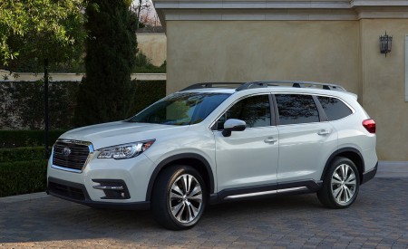 2019 Subaru Ascent Front Three-Quarter Wallpapers 450x275 (8)