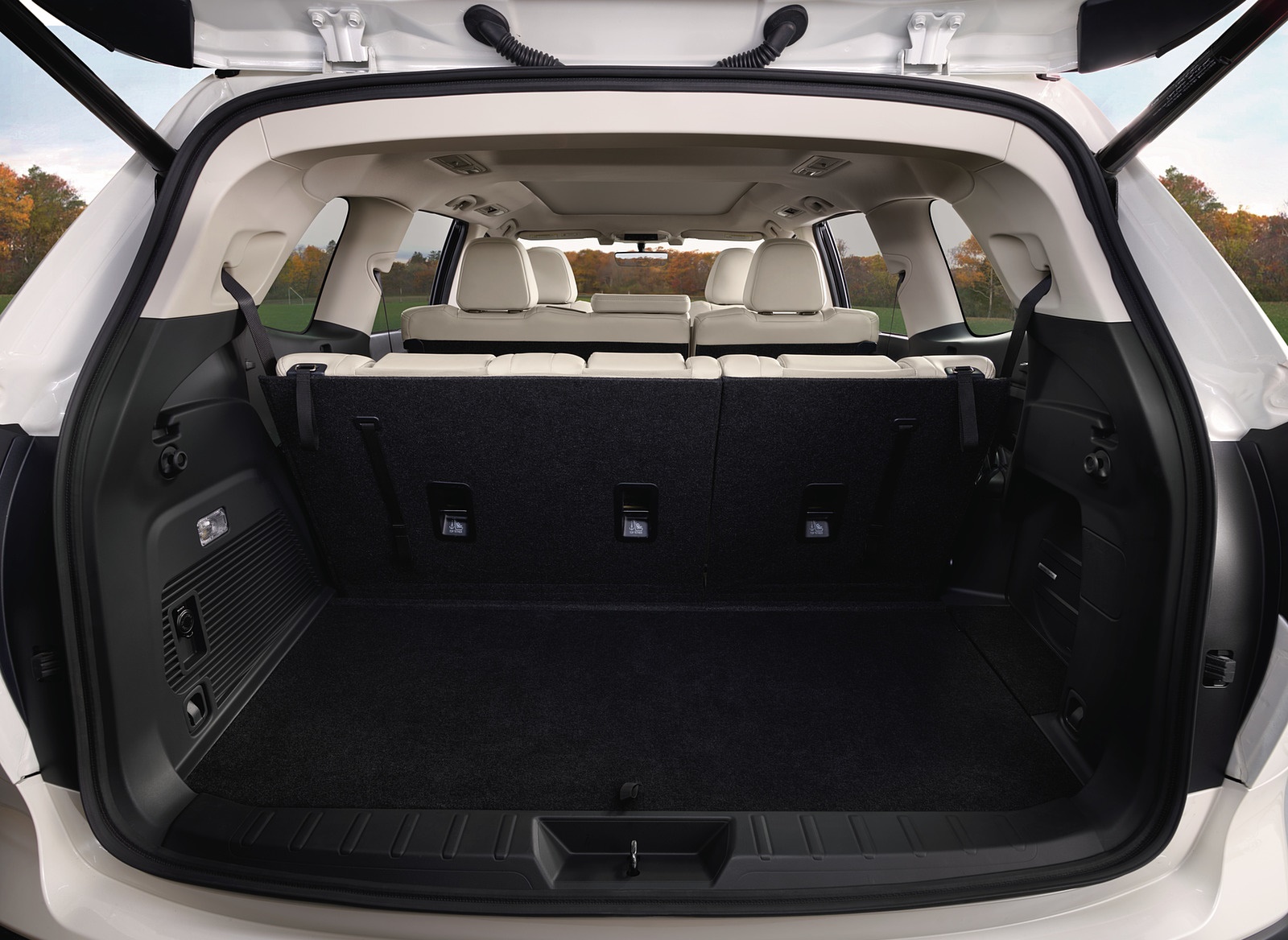 2019 Subaru Ascent Trunk Wallpapers (10)