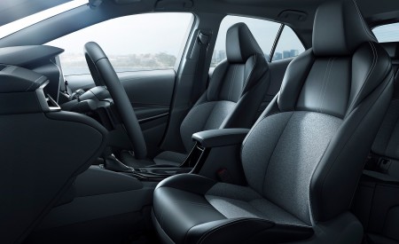 2019 Toyota Corolla Hatchback Interior Front Seats Wallpapers 450x275 (16)
