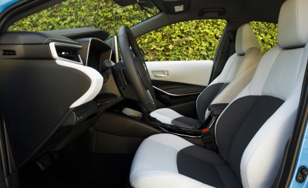 2019 Toyota Corolla Hatchback Interior Seats Wallpapers 450x275 (43)