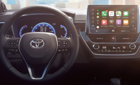 2019 Toyota Corolla Hatchback Interior Wallpapers 450x275 (20)