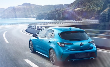 2019 Toyota Corolla Hatchback Rear Three-Quarter Wallpapers 450x275 (7)