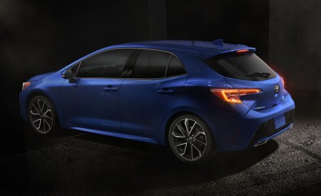 2019 Toyota Corolla Hatchback Rear Three-Quarter Wallpapers 450x275 (8)