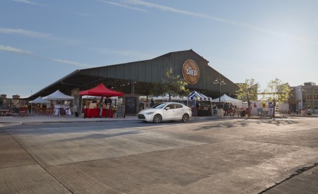 2019 Toyota Yaris Sedan Front Three-Quarter Wallpapers 450x275 (3)