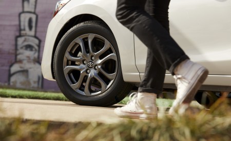 2019 Toyota Yaris Sedan Wheel Wallpapers 450x275 (6)