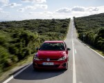 2019 Volkswagen Golf GTI TCR Front Three-Quarter Wallpapers 150x120 (56)
