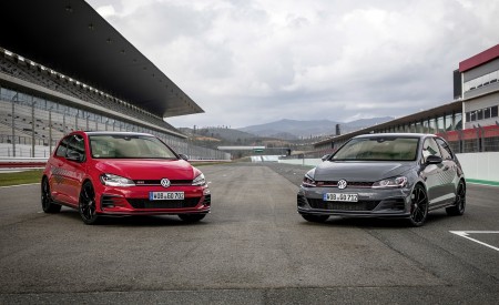 2019 Volkswagen Golf GTI TCR Front Wallpapers 450x275 (10)