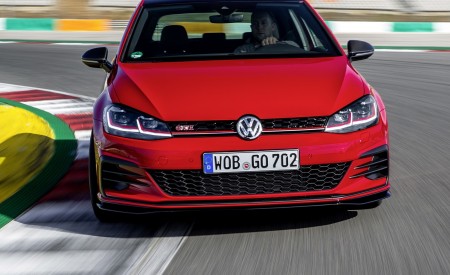 2019 Volkswagen Golf GTI TCR Front Wallpapers 450x275 (47)