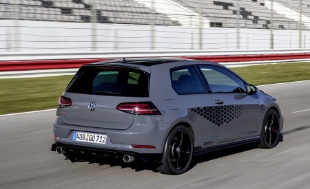 2019 Volkswagen Golf GTI TCR Rear Three-Quarter Wallpapers 450x275 (17)