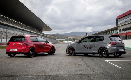 2019 Volkswagen Golf GTI TCR Rear Three-Quarter Wallpapers 450x275 (8)