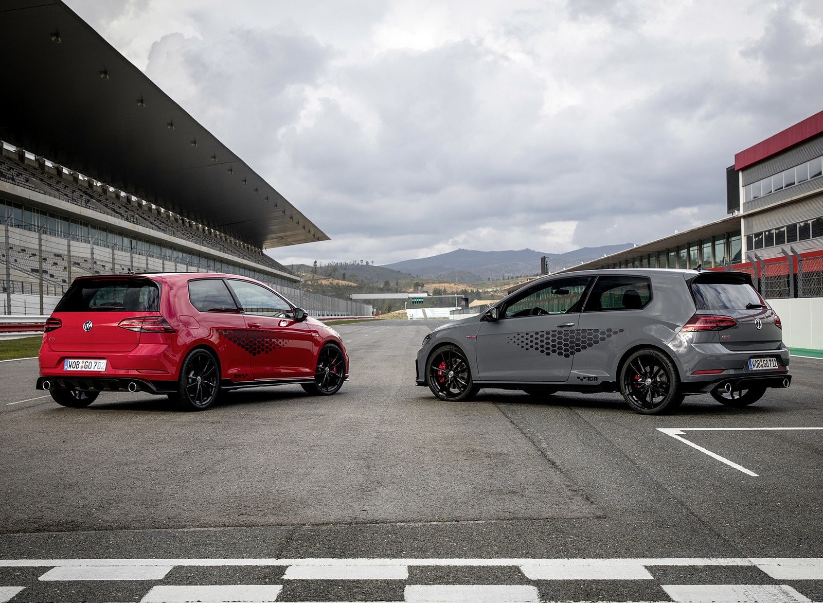 2019 Volkswagen Golf GTI TCR Rear Three-Quarter Wallpapers (8)