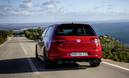 2019 Volkswagen Golf GTI TCR Rear Wallpapers 450x275 (55)