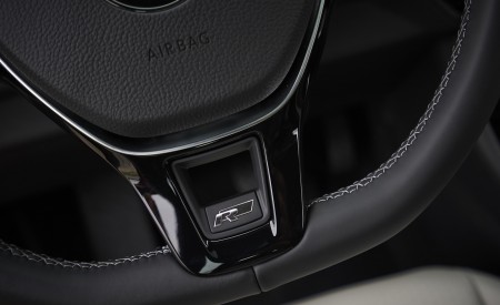 2019 Volkswagen Jetta R-Line Interior Detail Wallpapers 450x275 (15)