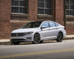 2019 Volkswagen Jetta SEL Premium Front Three-Quarter Wallpapers 150x120