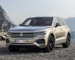 2019 Volkswagen Touareg Atmosphere Front Three-Quarter Wallpapers 150x120