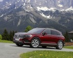 2019 Volkswagen Touareg Atmosphere Front Three-Quarter Wallpapers 150x120