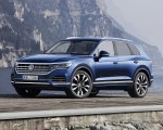 2019 Volkswagen Touareg Elegance Front Three-Quarter Wallpapers 150x120 (43)