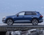 2019 Volkswagen Touareg Elegance Side Wallpapers 150x120