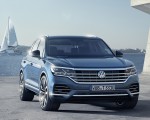 2019 Volkswagen Touareg Front Wallpapers 150x120 (11)