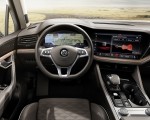 2019 Volkswagen Touareg Interior Cockpit Wallpapers 150x120 (29)
