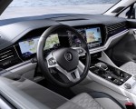 2019 Volkswagen Touareg Interior Detail Wallpapers 150x120 (28)