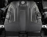 2019 Volkswagen Touareg R-Line Engine Wallpapers 150x120