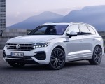 2019 Volkswagen Touareg R-Line Front Three-Quarter Wallpapers 150x120