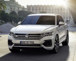 2019 Volkswagen Touareg R-Line Front Wallpapers 150x120 (4)