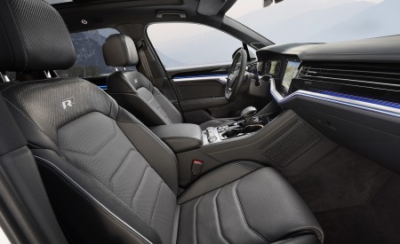 2019 Volkswagen Touareg R-Line Interior Seats Wallpapers 450x275 (92)