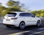 2019 Volkswagen Touareg R-Line Rear Three-Quarter Wallpapers 150x120 (2)