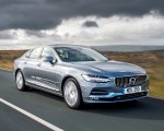 2019 Volvo S90 D4 Front Three-Quarter Wallpapers 150x120