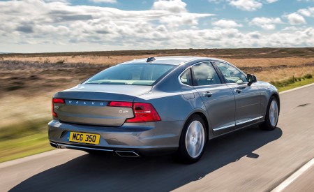2019 Volvo S90 D4 Rear Three-Quarter Wallpapers 450x275 (37)