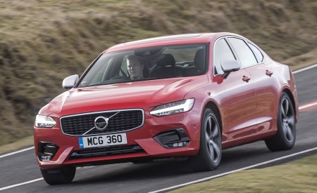 2019 Volvo S90 D5 Front Three-Quarter Wallpapers 450x275 (13)
