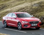 2019 Volvo S90 D5 Front Three-Quarter Wallpapers 150x120