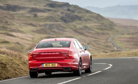 2019 Volvo S90 D5 Rear Wallpapers 450x275 (8)