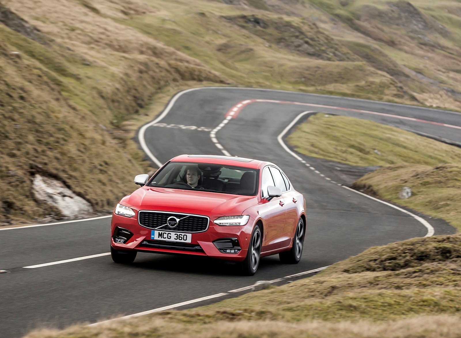 2019 Volvo S90 Front Wallpapers #1 of 37