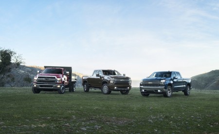 2020 Chevrolet Silverado 2500 HD Wallpapers 450x275 (17)